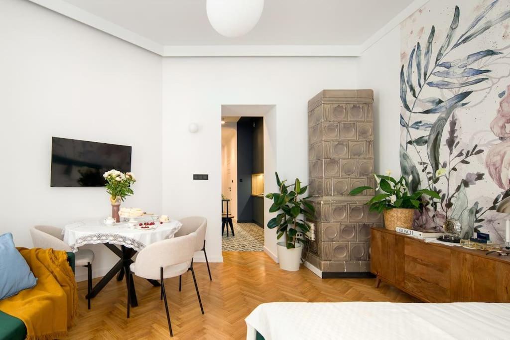 Green Oasis In The Centre Apartment Krakow Luaran gambar