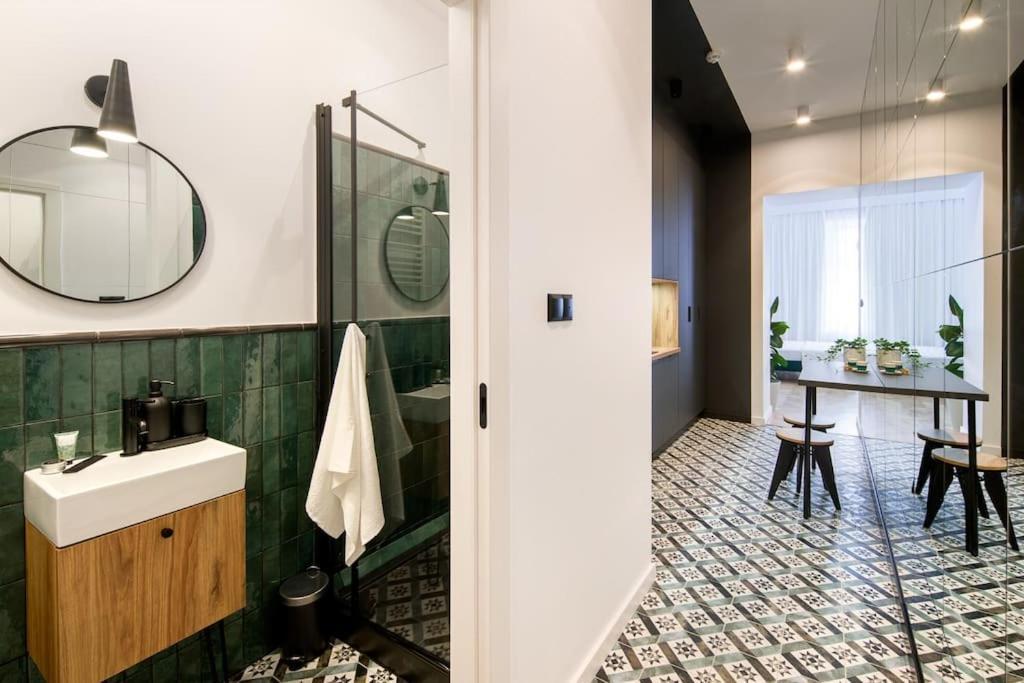 Green Oasis In The Centre Apartment Krakow Luaran gambar