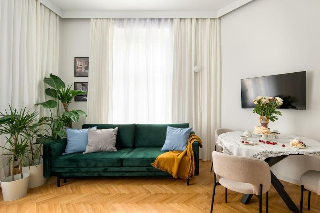 Green Oasis In The Centre Apartment Krakow Luaran gambar
